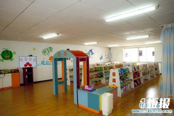 幼儿园超市角色扮演游戏室环境布置