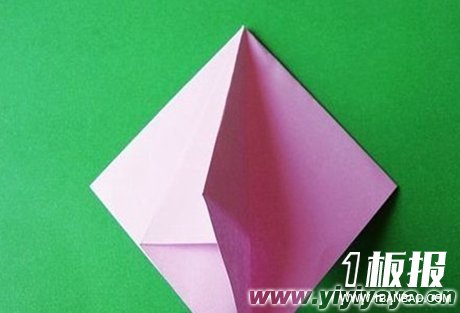 百合花的折纸教程6
