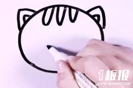 吃鱼小猫简笔画的画法2